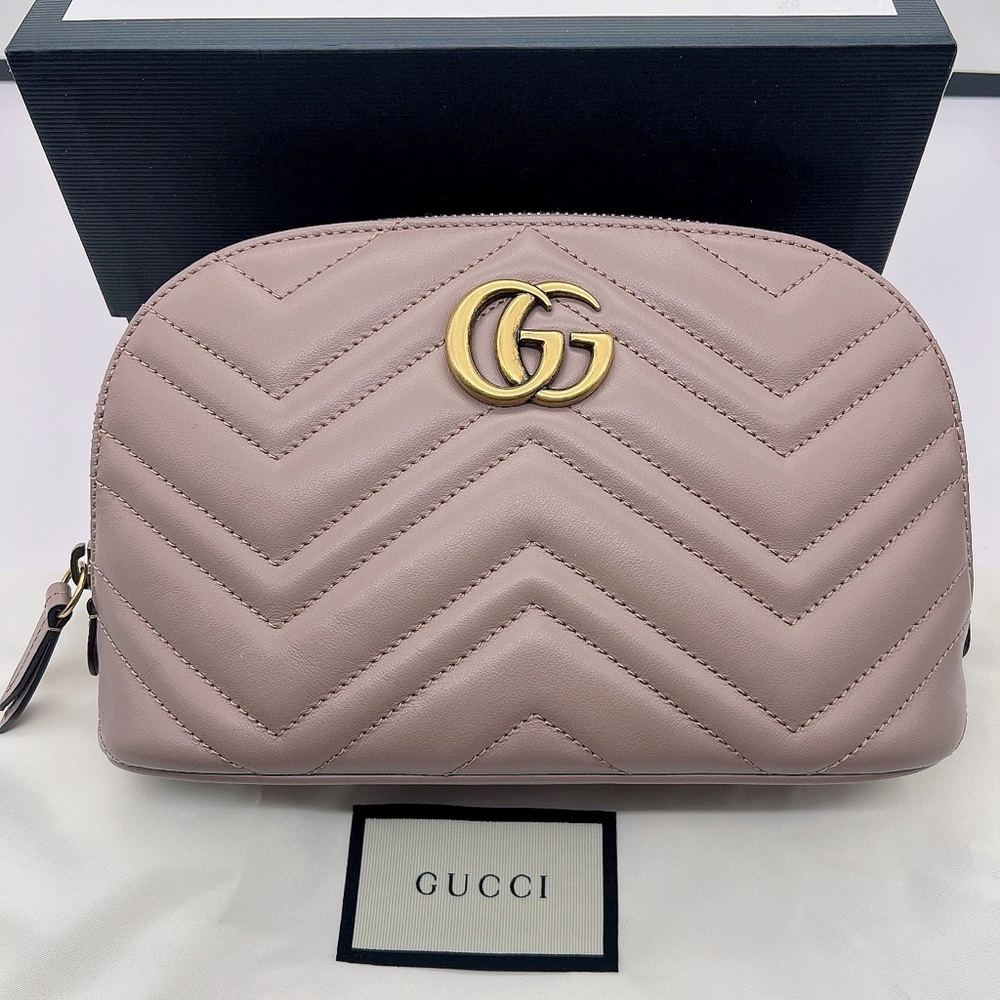 NEW Authentic Gucci Beige GG Marmont Matelasse Leather Cosmetic Pouch Bag